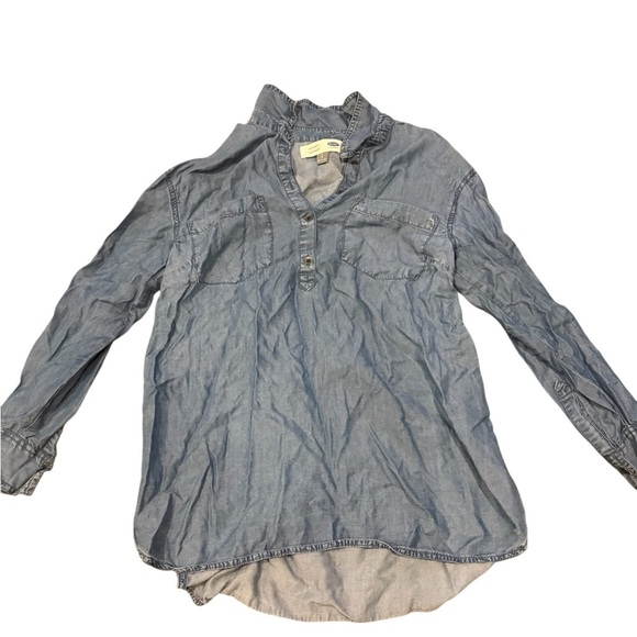 Old Navy Tops - Old navy maternity Light Wash Denim Tunic Shirt
